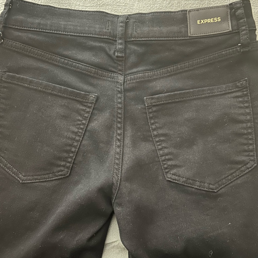 Express Mid Rise Black Raw Hem Skinny Jeans - Picture 5 of 5